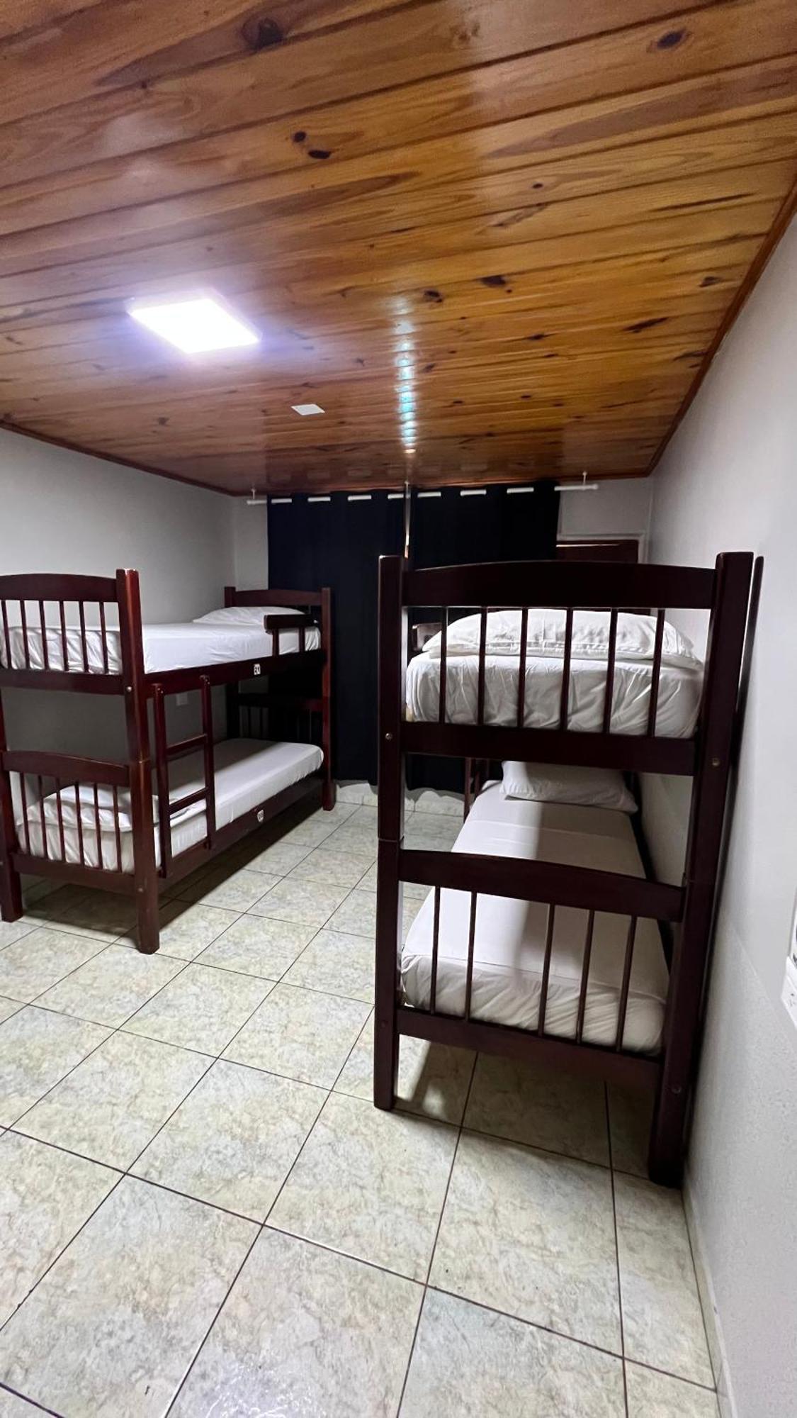 Hostel Peter Pan Puerto Iguazú Exteriör bild